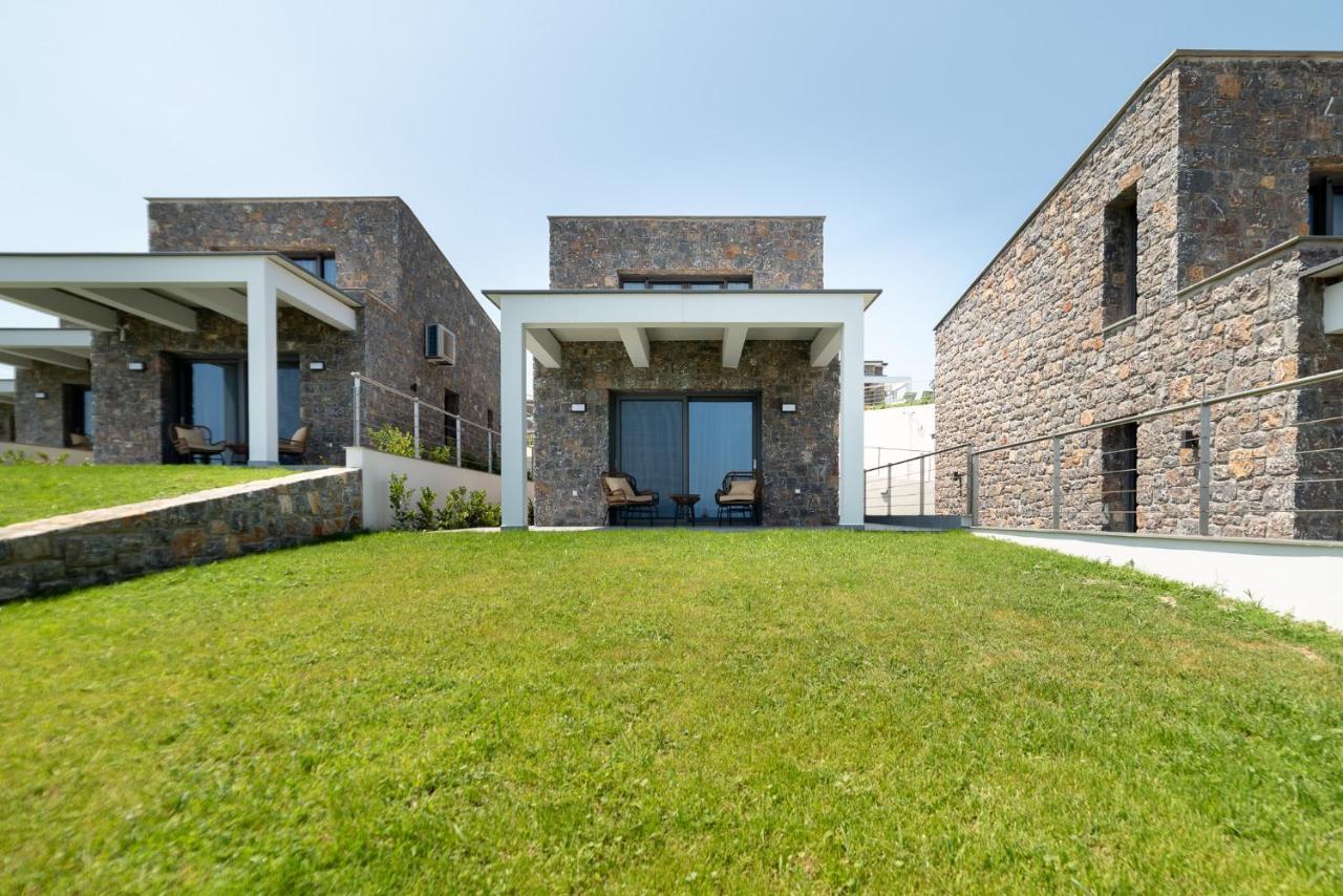 Terra Olivia Luxury Villas And Suites Paliouri Esterno foto